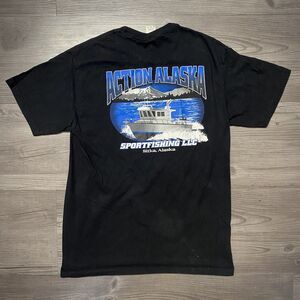 action alaska fishing black tee Mens Medium